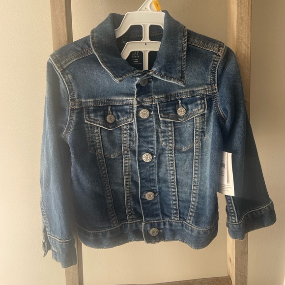 GAP Jackets & Coats New Gap Toddler Jean Jacket Fantastiflex Poshmark